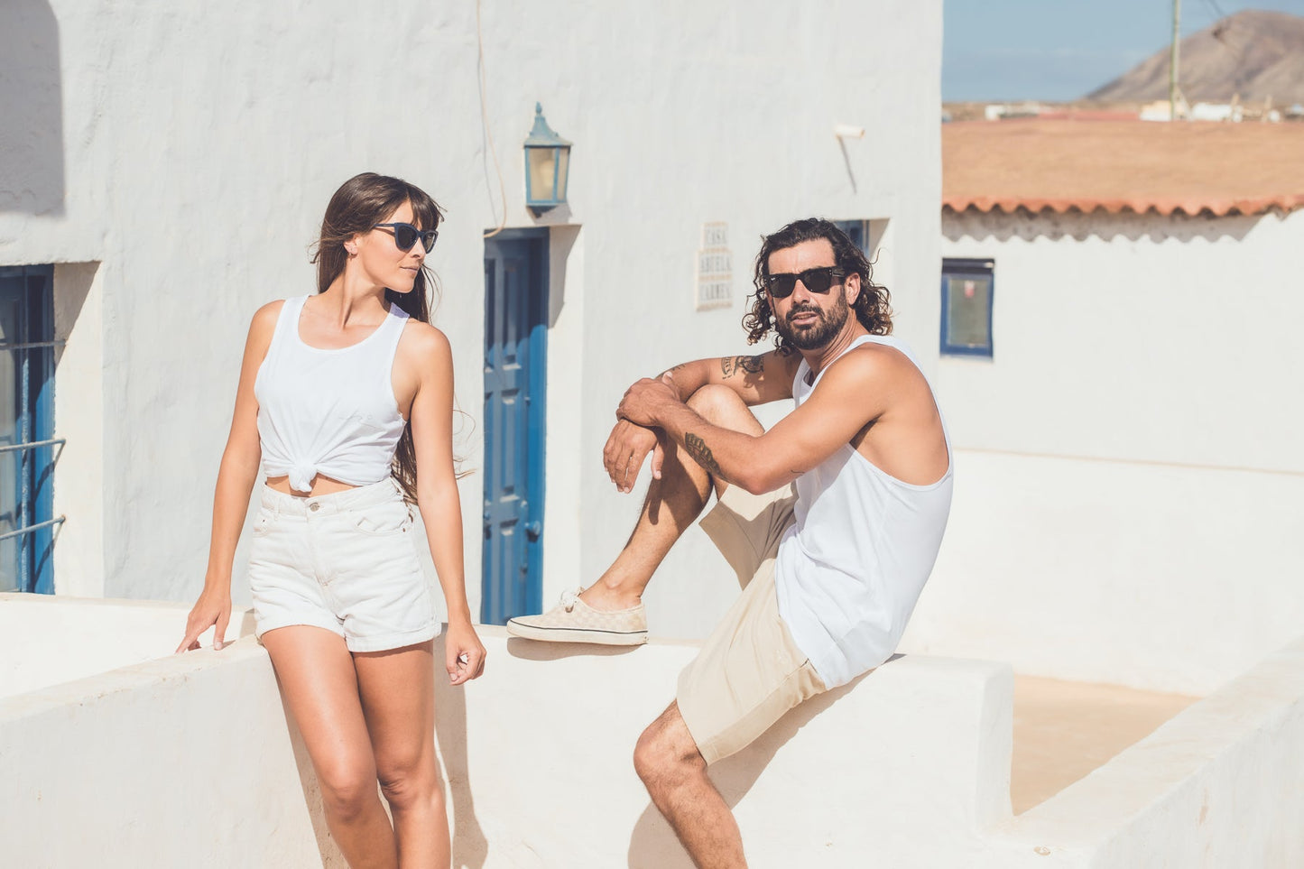 Visttcool - "Minimal Wave" Unisex T-Shirt | Organic White Cotton