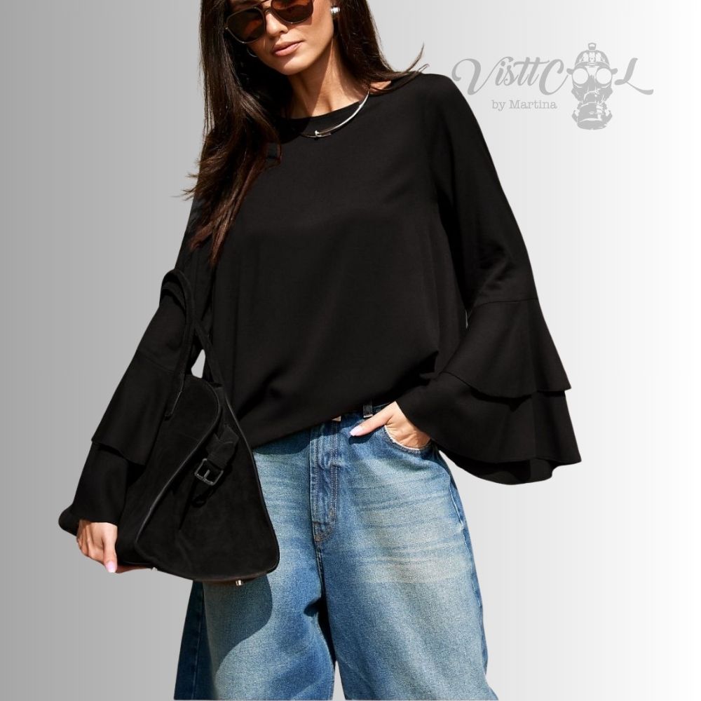 Blusa negra  .Pure Class