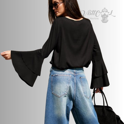 Blusa negra  .Pure Class