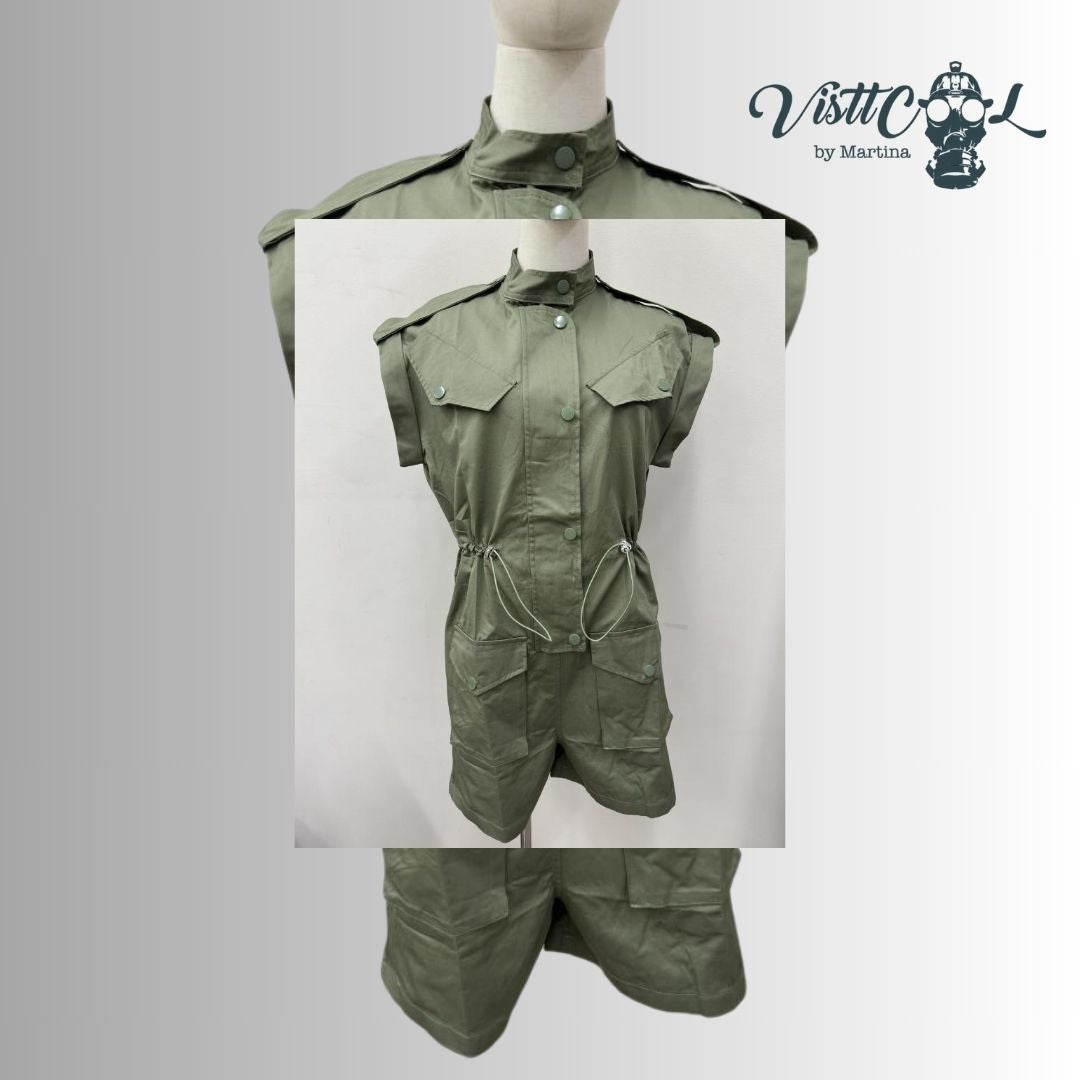 Mono corto estilo  militar