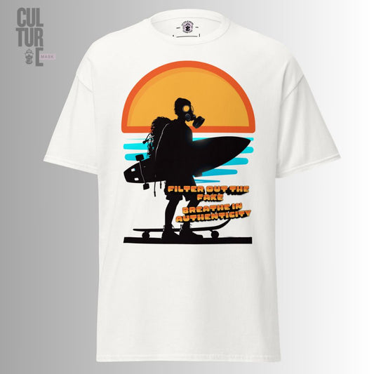 Vista de frente de la camiseta blanca que resalta el diseño gráfico del surfer21con máscara de gas y el texto "Breathe Authenticity